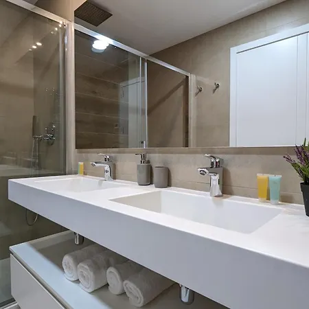 Sunset Waves Sun & Lägenhet *